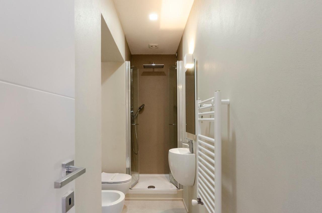 Joivy Spacious Family Apt For 4, In Carignano, Genoa Ngoại thất bức ảnh