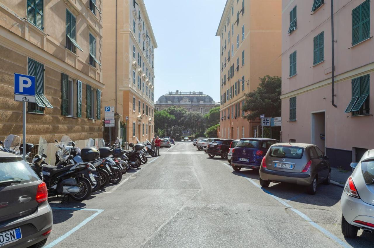 Joivy Spacious Family Apt For 4, In Carignano, Genoa Ngoại thất bức ảnh